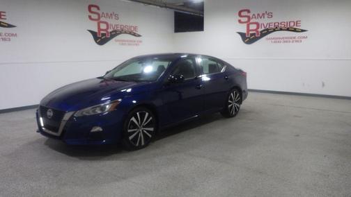 Deep Blue Pearl 2021 Nissan Altima 2.5 SR