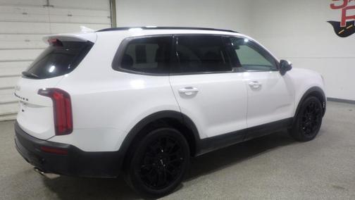 Glacial White Pearl 2022 Kia Telluride EX