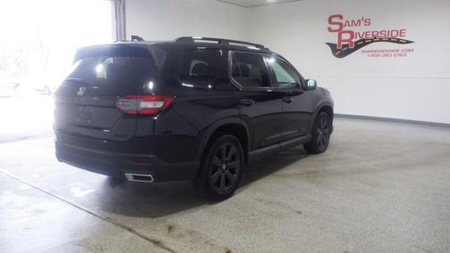 Black 2023 Honda Pilot Sport