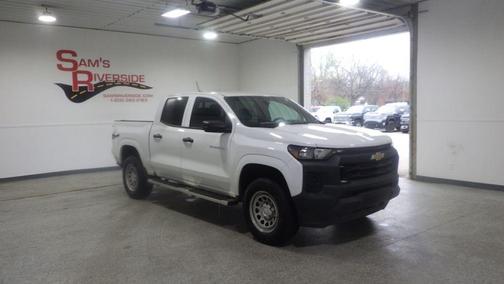 White 2024 Chevrolet Colorado WT