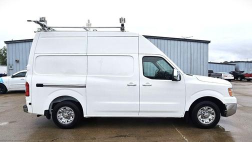 2016 Nissan NV Cargo NV2500 HD SL V6/SL V8