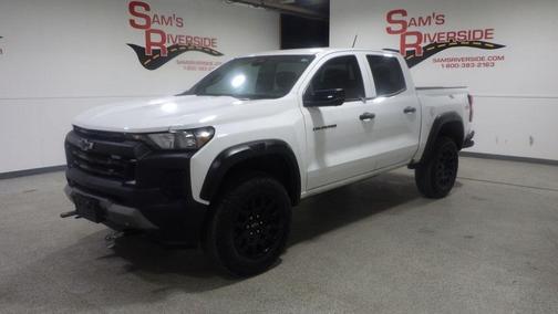 White 2024 Chevrolet Colorado Trail Boss
