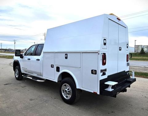 2024 GMC Sierra 2500 Pro