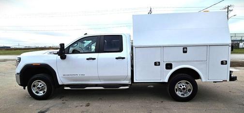 2024 GMC Sierra 2500 Pro