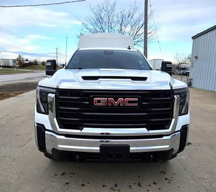 2024 GMC Sierra 2500 Pro