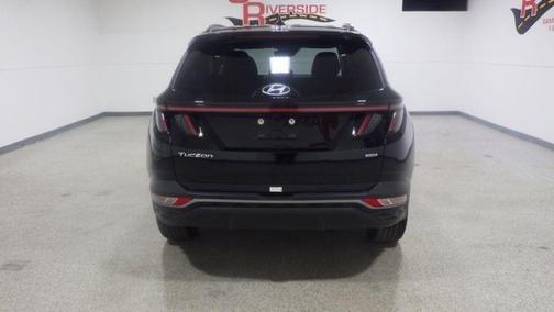 Black 2024 Hyundai TUCSON SEL