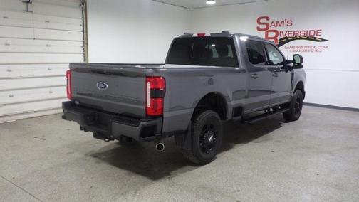 2023 Ford F-350 XLT