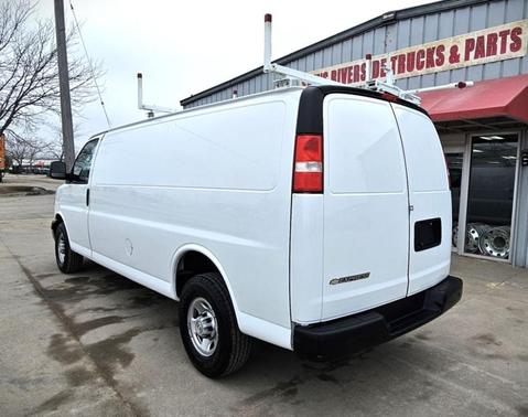 2022 Chevrolet Express 2500 Work Van