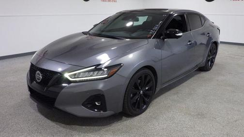 2022 Nissan Maxima SR