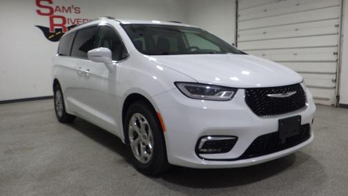 2022 Chrysler Pacifica Touring-L