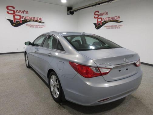 2013 Hyundai SONATA Limited