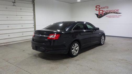 2011 Ford Taurus SEL