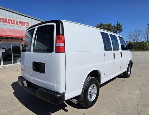 2024 Chevrolet Express 2500 Work Van