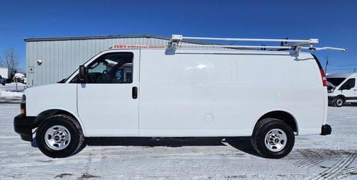 2021 GMC Savana 2500 Work Van