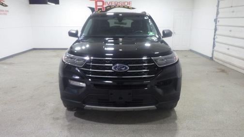 Black 2022 Ford Explorer XLT