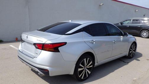 2020 Nissan Altima 2.5 Platinum