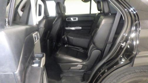 Black 2023 Ford Explorer XLT