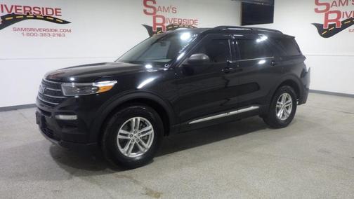 Black 2023 Ford Explorer XLT