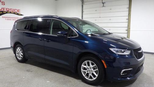 2022 Chrysler Pacifica Touring-L