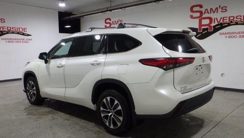 2021 Toyota Highlander XLE