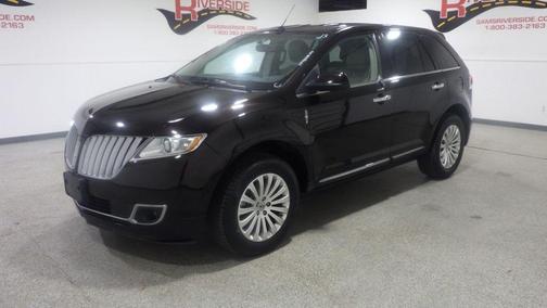 Brown 2013 Lincoln MKX Base