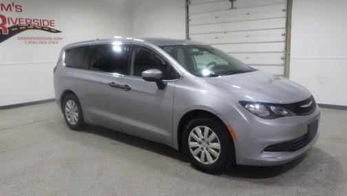 Silver 2019 Chrysler Pacifica L