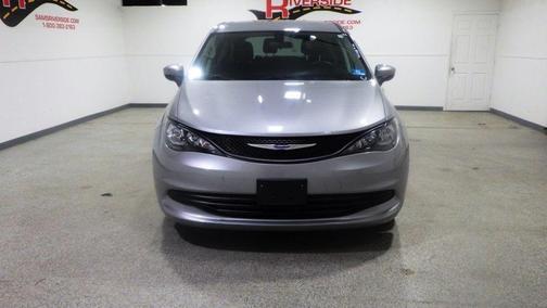 Silver 2019 Chrysler Pacifica L