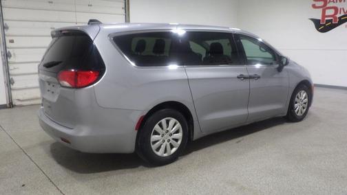 Silver 2019 Chrysler Pacifica L