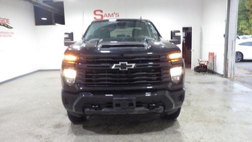 2024 Chevrolet Silverado 2500 Custom