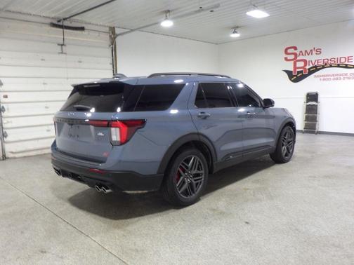 Vapor Blue 2025 Ford Explorer ST