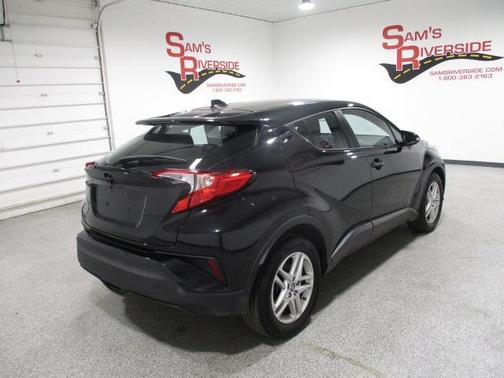 2020 Toyota C-HR LE