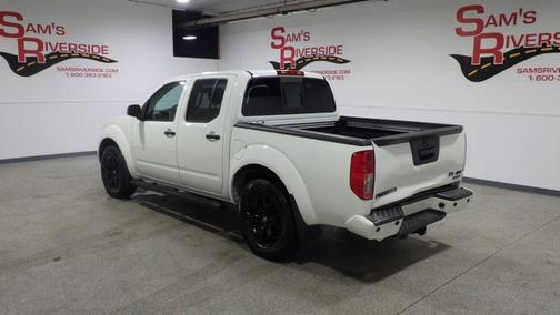 2021 Nissan Frontier SV