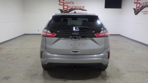 Silver 2023 Ford Edge ST-Line