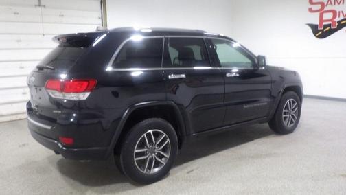 Black 2021 Jeep Grand Cherokee Limited