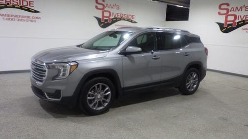 Silver 2024 GMC Terrain SLT