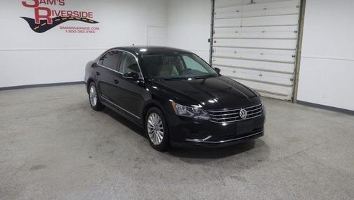 2016 Volkswagen Passat 1.8T SE