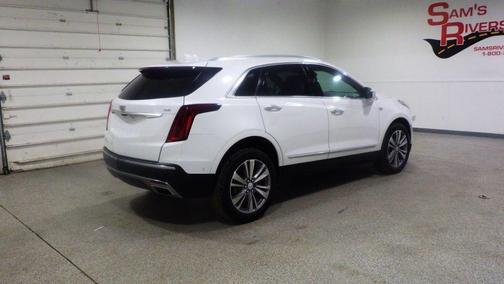 White 2024 Cadillac XT5 Premium Luxury