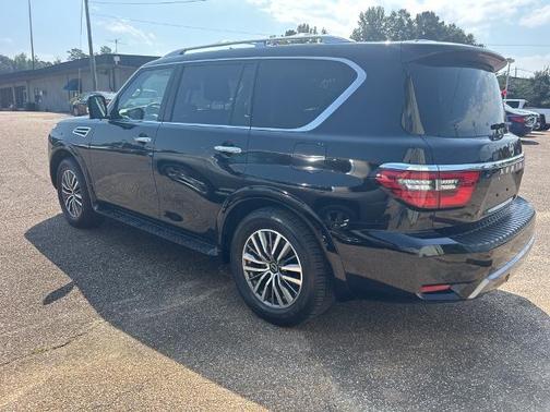2024 Nissan Armada SL