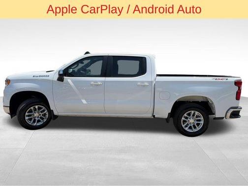 Summit White 2022 Chevrolet Silverado 1500 LT