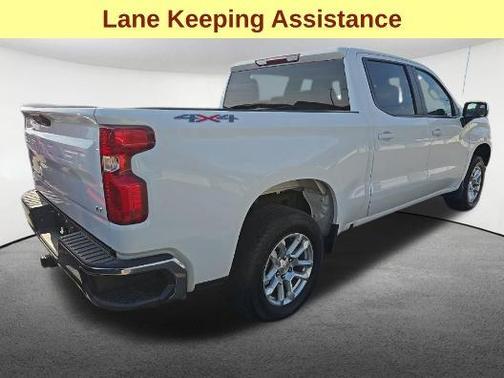 Summit White 2022 Chevrolet Silverado 1500 LT
