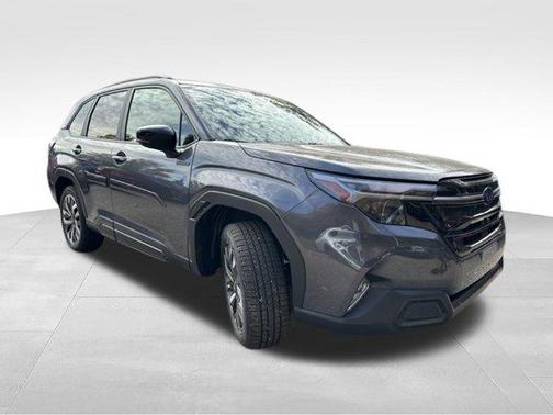 Magnetite Gray Metallic 2026 Subaru Forester Touring