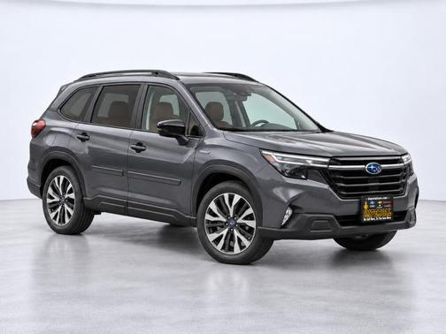 Magnetite Gray Metallic 2026 Subaru Forester Touring