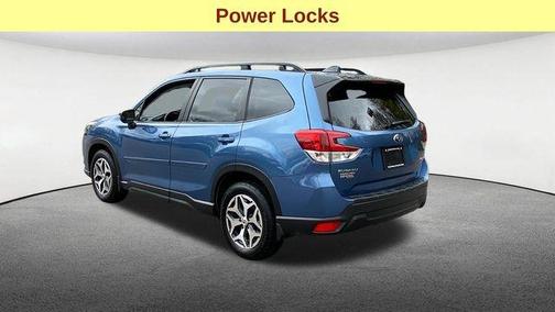Horizon Blue Pearl 2024 Subaru Forester Premium