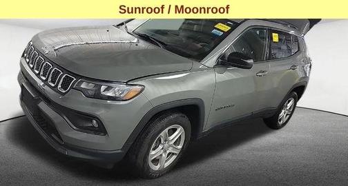 Sting Gray Clearcoat 2023 Jeep Compass Latitude