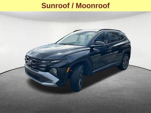 Phantom Black 2025 Hyundai TUCSON SEL Convenience
