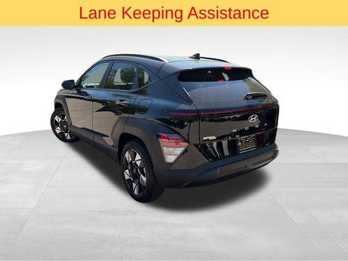 Abyss Black Pearl 2025 Hyundai KONA SEL