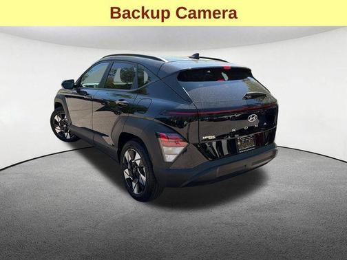 Abyss Black Pearl 2025 Hyundai KONA SEL