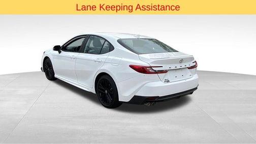 Wind Chill Pearl 2025 Toyota Camry SE