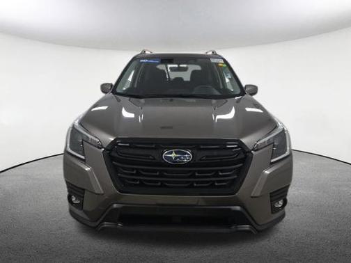 Brilliant Bronze Metallic 2024 Subaru Forester Premium
