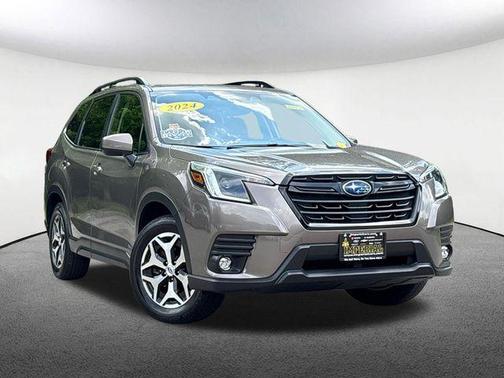 Brilliant Bronze Metallic 2024 Subaru Forester Premium
